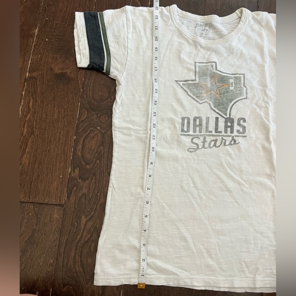 Women’s medium Banner 47 Dallas Stars shirt - Picture 5 of 5